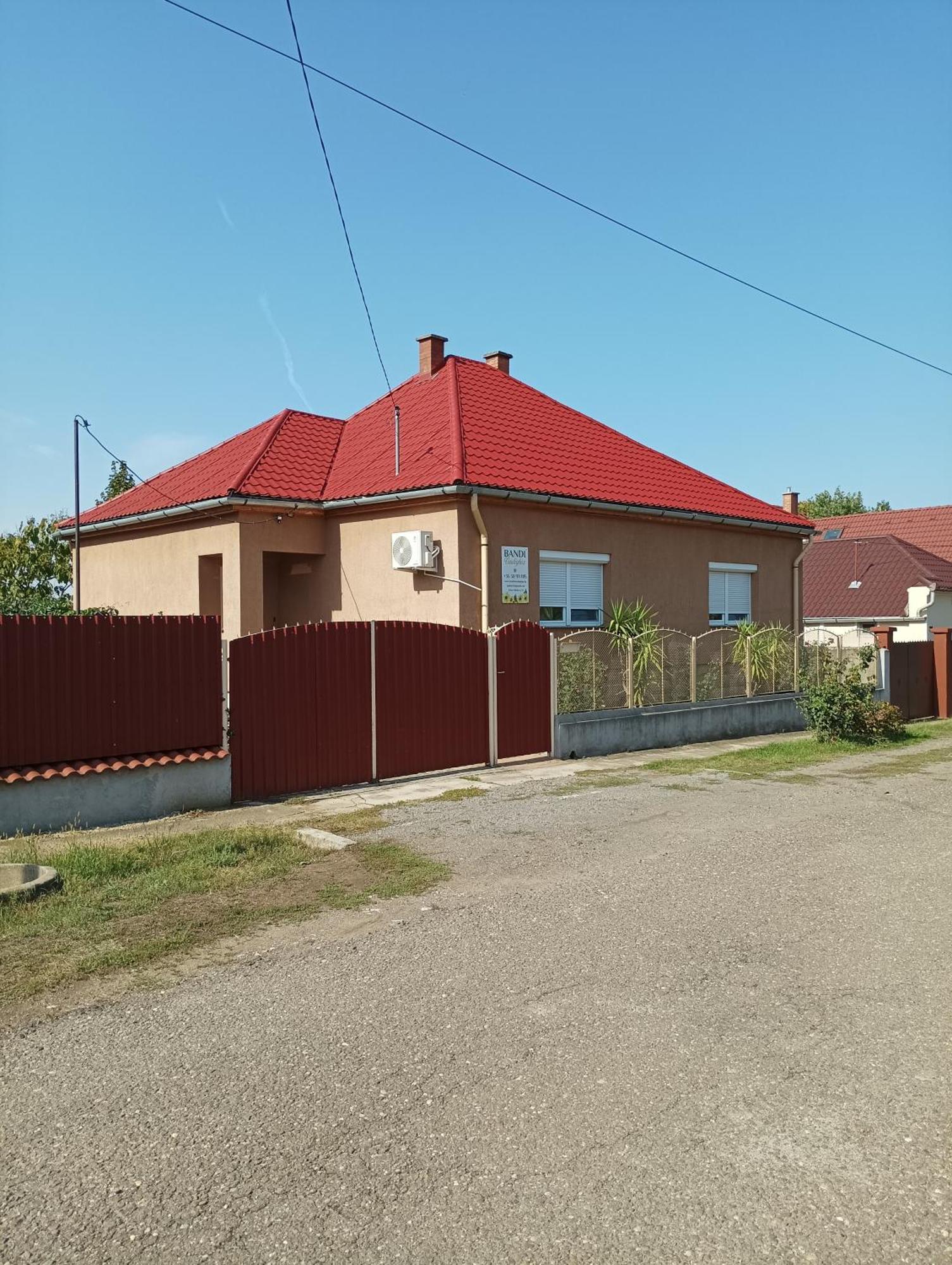 Bandi Vendeghaz Apartment Verpelét Exterior photo